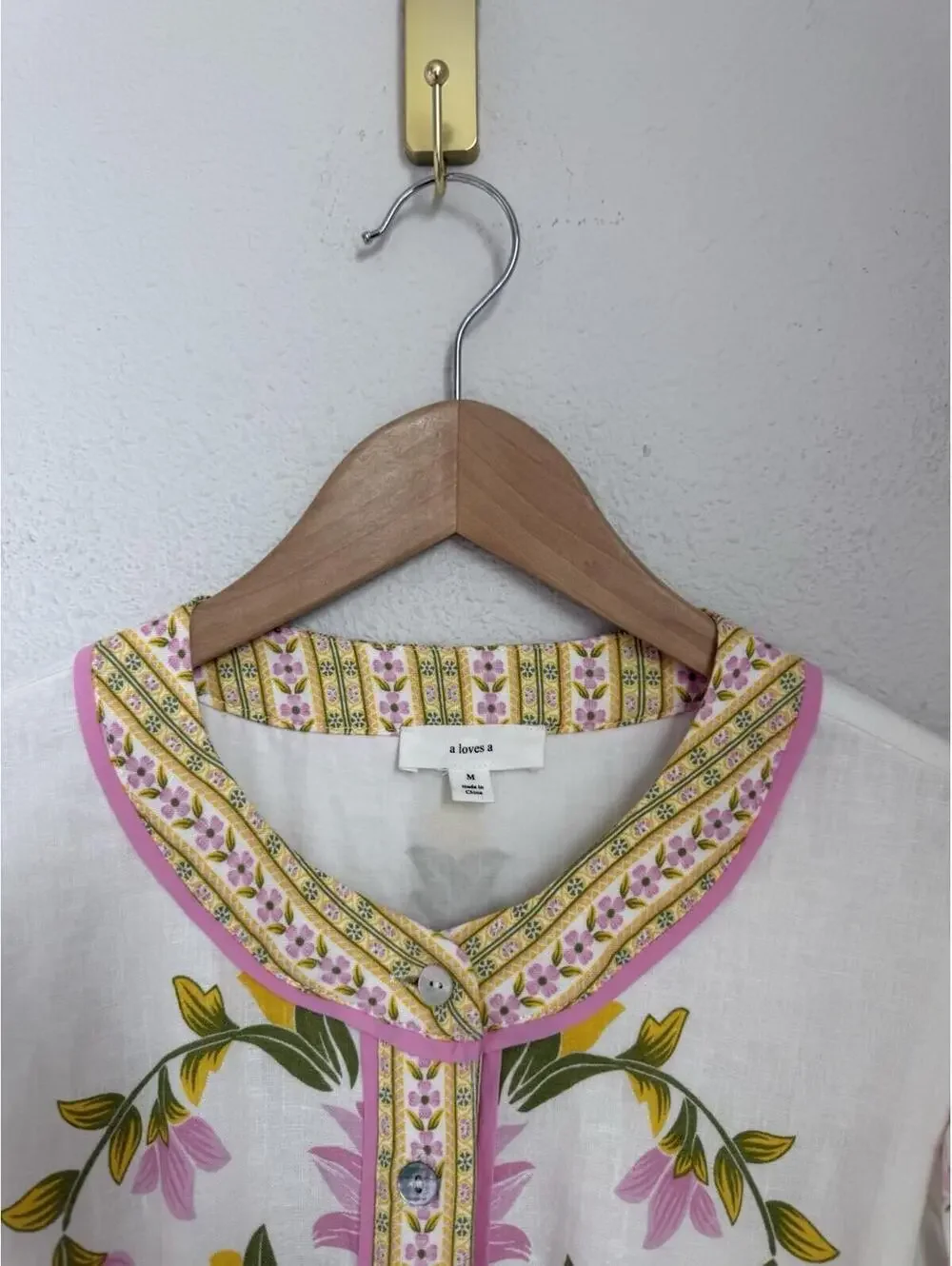 Floral Tie-Waist Short Dress in White and Pink - Picture 3 of 9